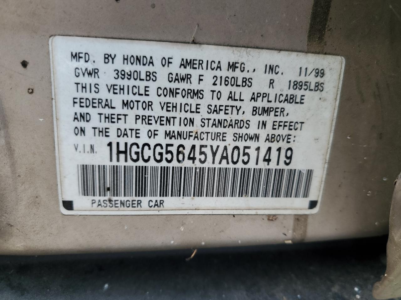 1HGCG5645YA051419 2000 Honda Accord Lx