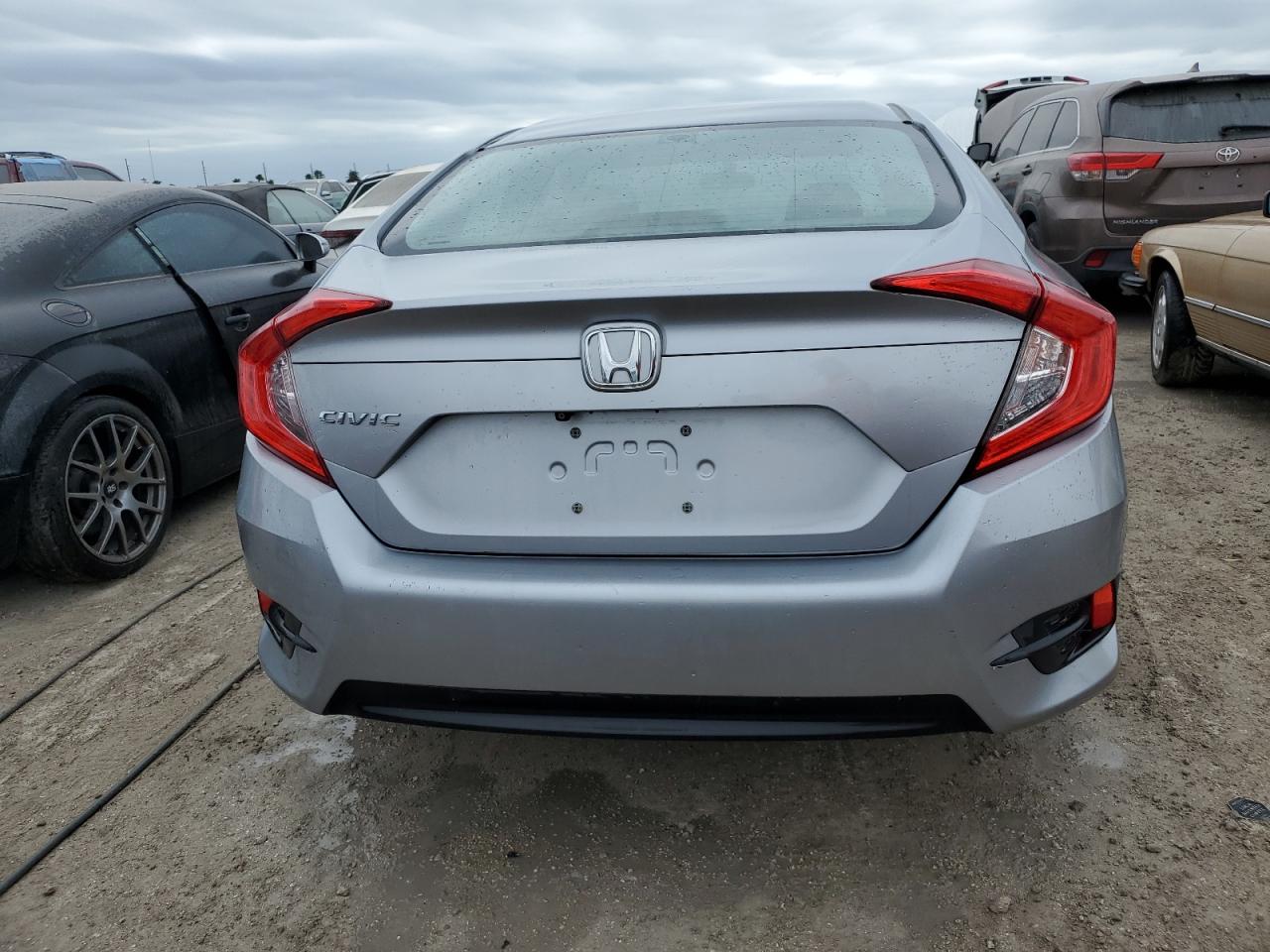 2017 Honda Civic Lx VIN: 2HGFC2F59HH511604 Lot: 75052294