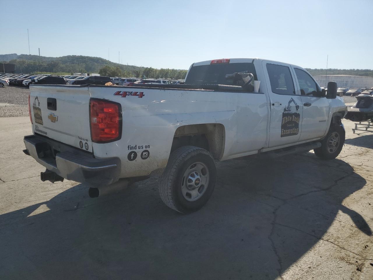 2018 Chevrolet Silverado K2500 Heavy Duty VIN: 1GC1KUEY3JF237729 Lot: 74440964