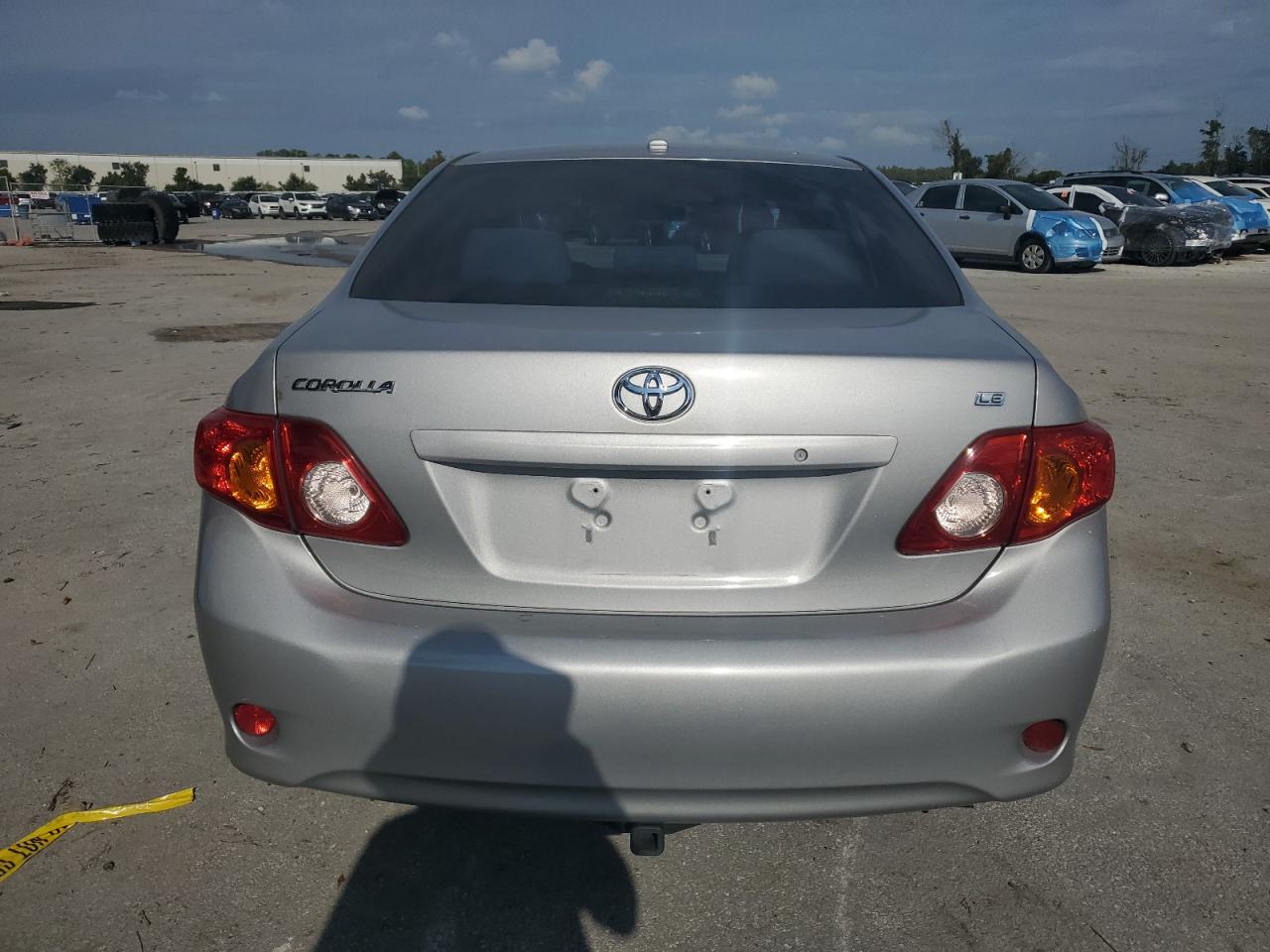 1NXBU4EE3AZ275957 2010 Toyota Corolla Base