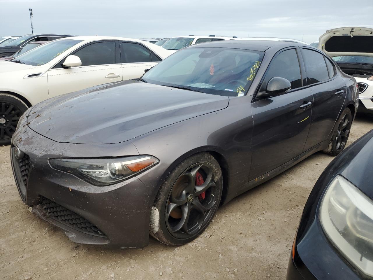 2018 Alfa Romeo Giulia - Image 1