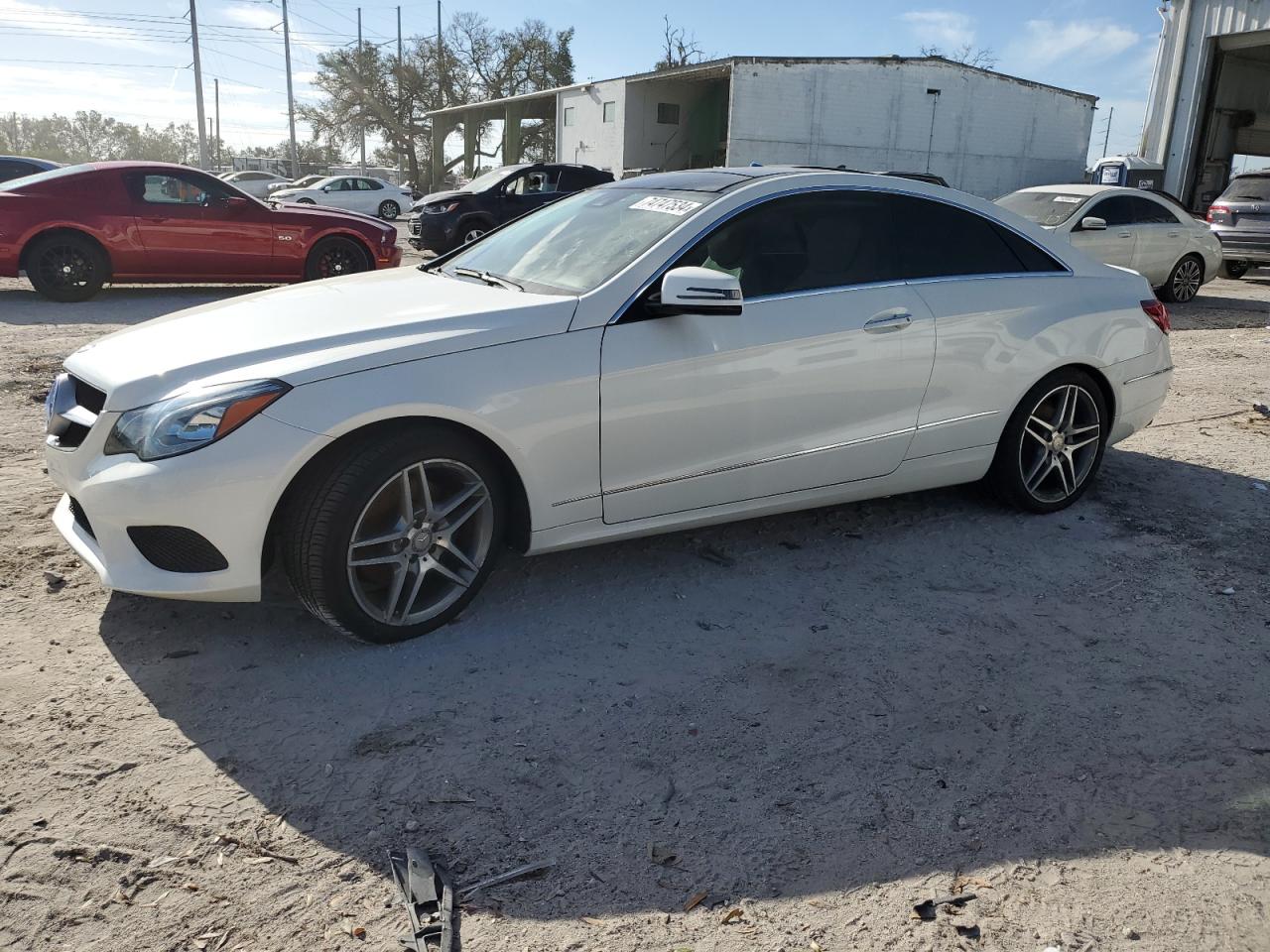 VIN WDDKJ5KBXEF275810 2014 MERCEDES-BENZ E-CLASS no.1