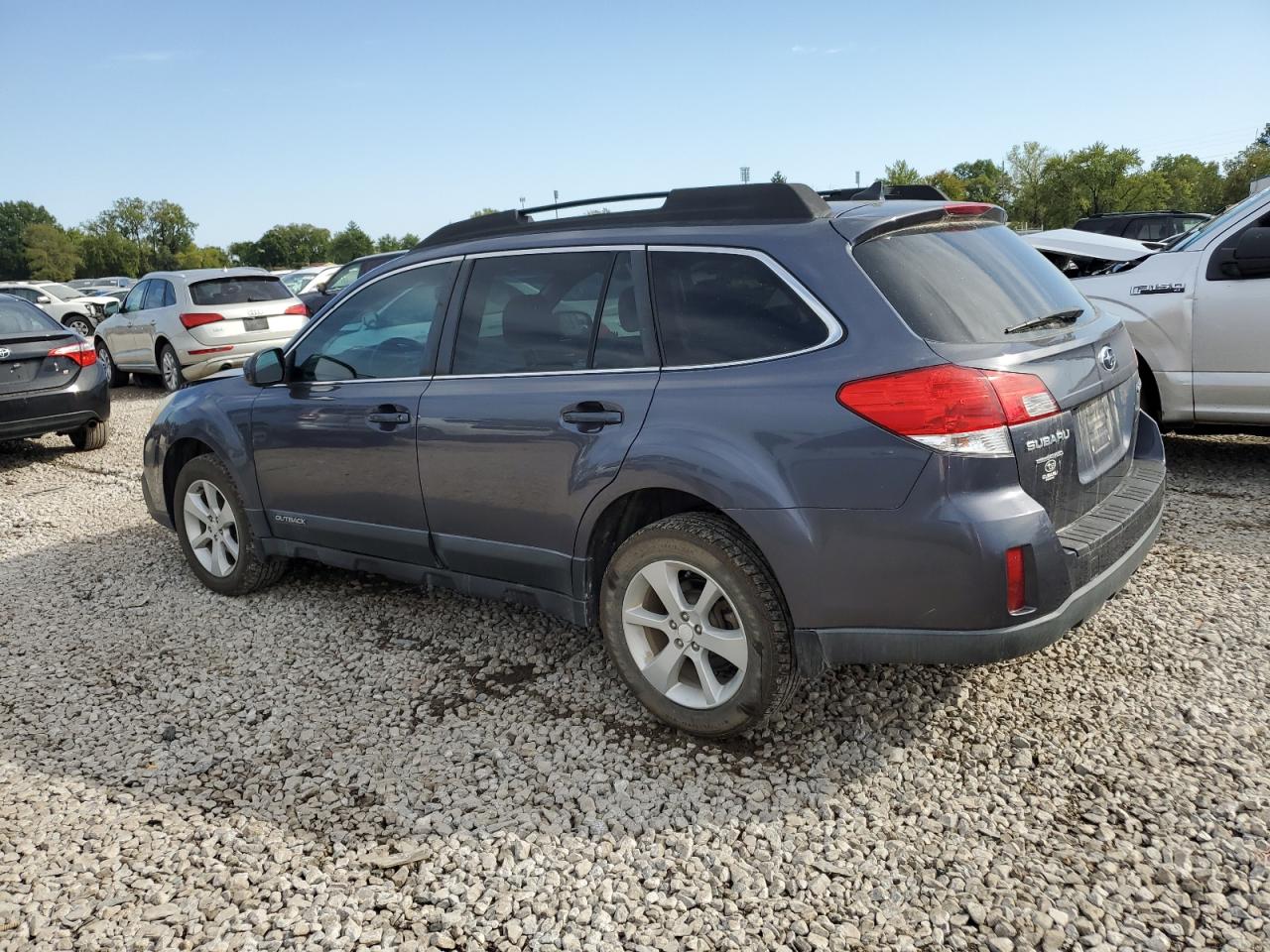 2014 Subaru Outback - Image 2