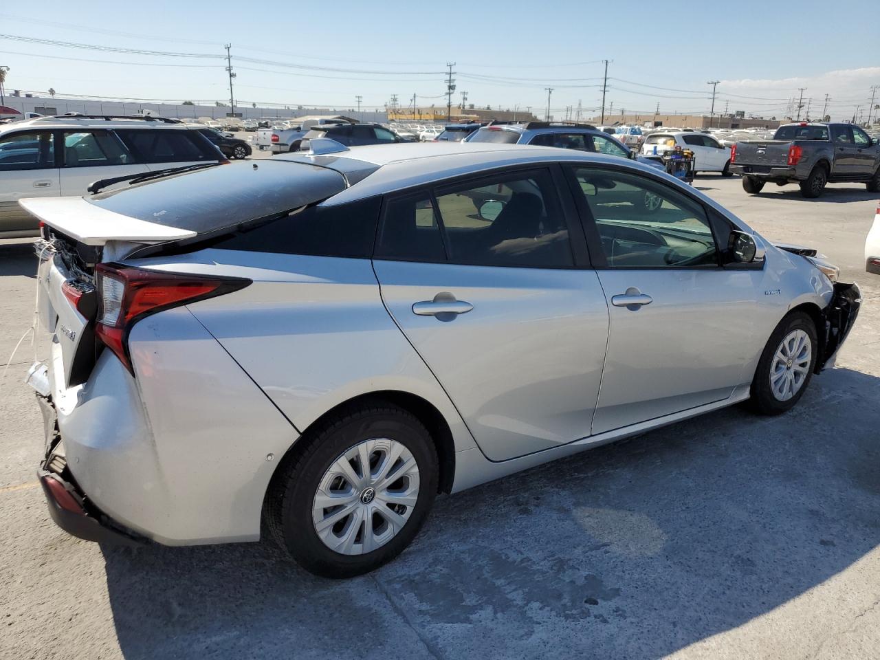 JTDKARFU3L3106711 2020 Toyota Prius L