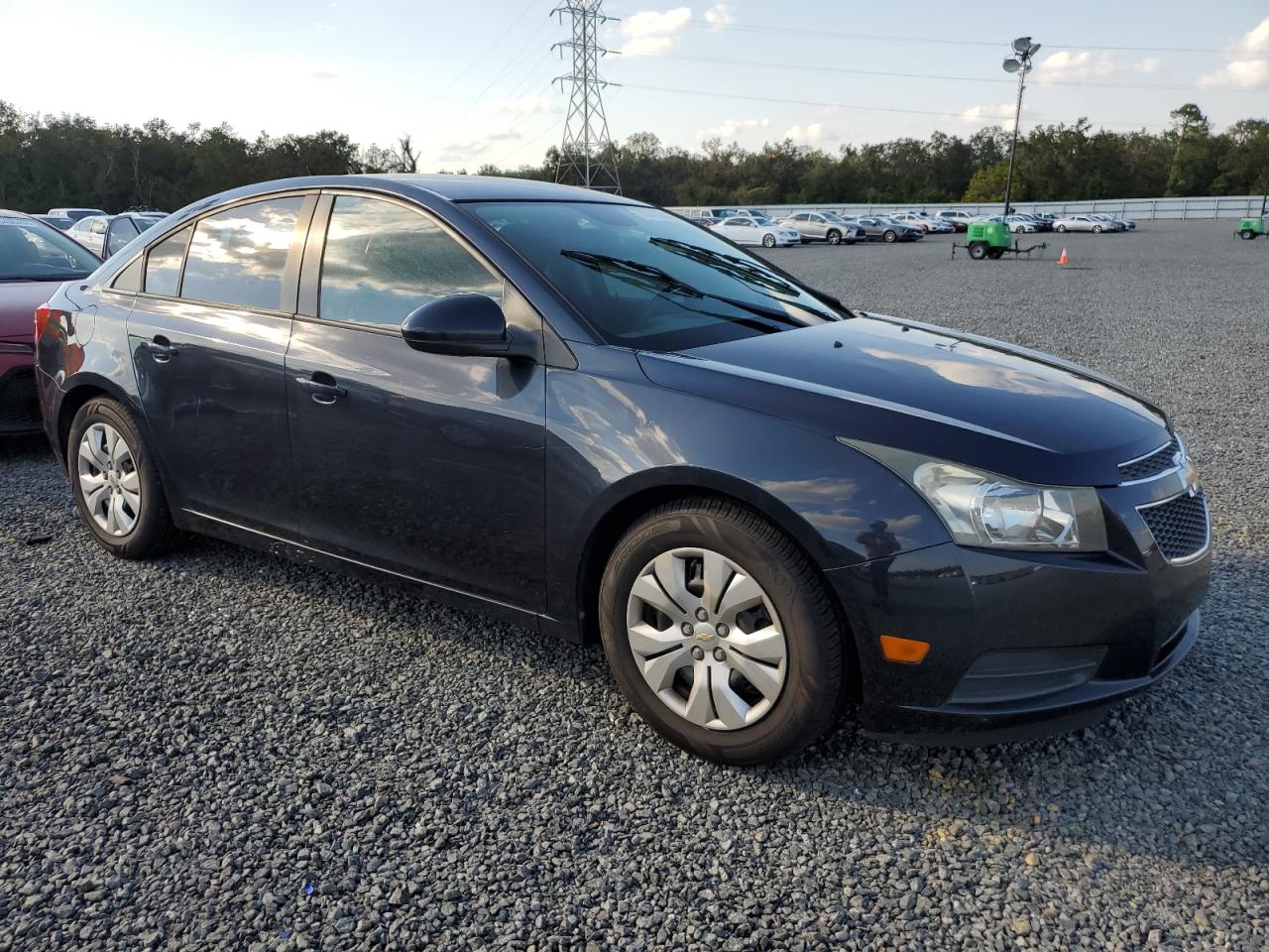 2014 Chevrolet Cruze - Image 4
