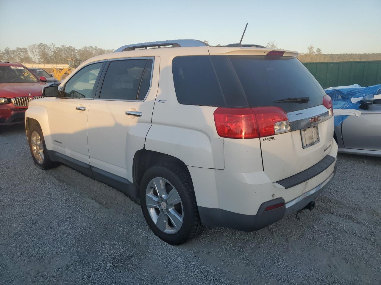 2015 GMC Terrain - Image 2