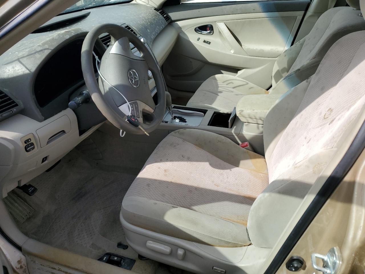 2010 Toyota Camry - Image 7
