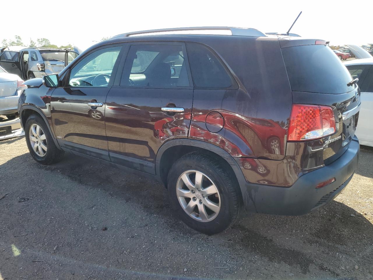 2011 Kia Sorento - Image 2