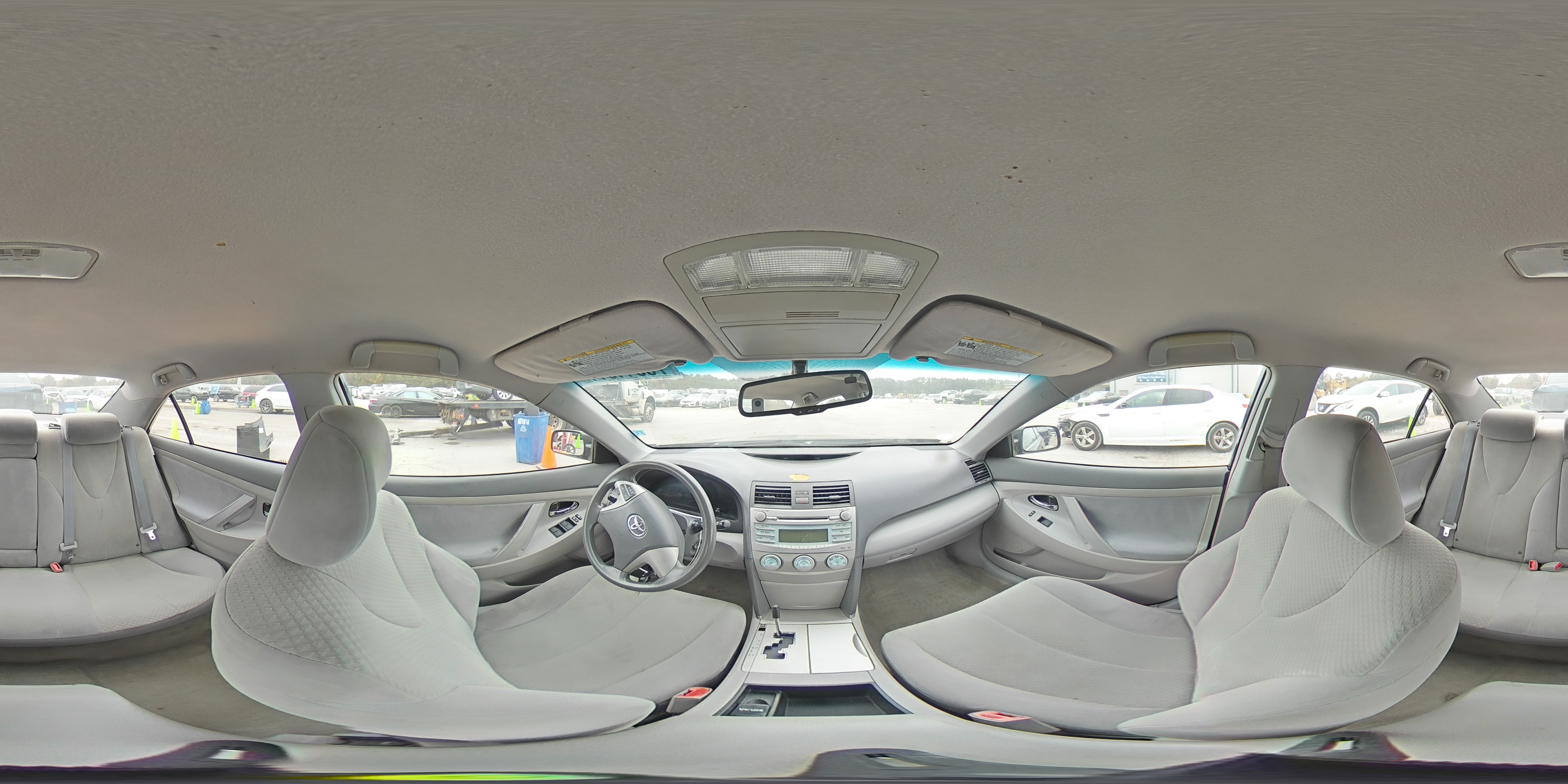 2009 Toyota Camry - Image 13