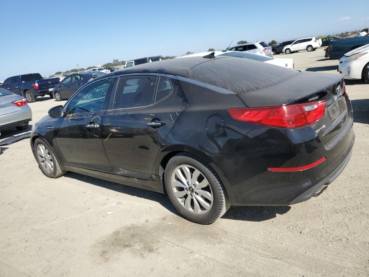 VIN KNAGM4A77F5631035 2015 KIA OPTIMA no.2