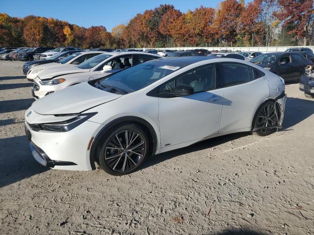 2023 Toyota Prius Le