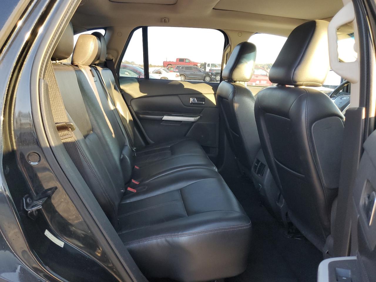 2011 Ford Edge - Image 11