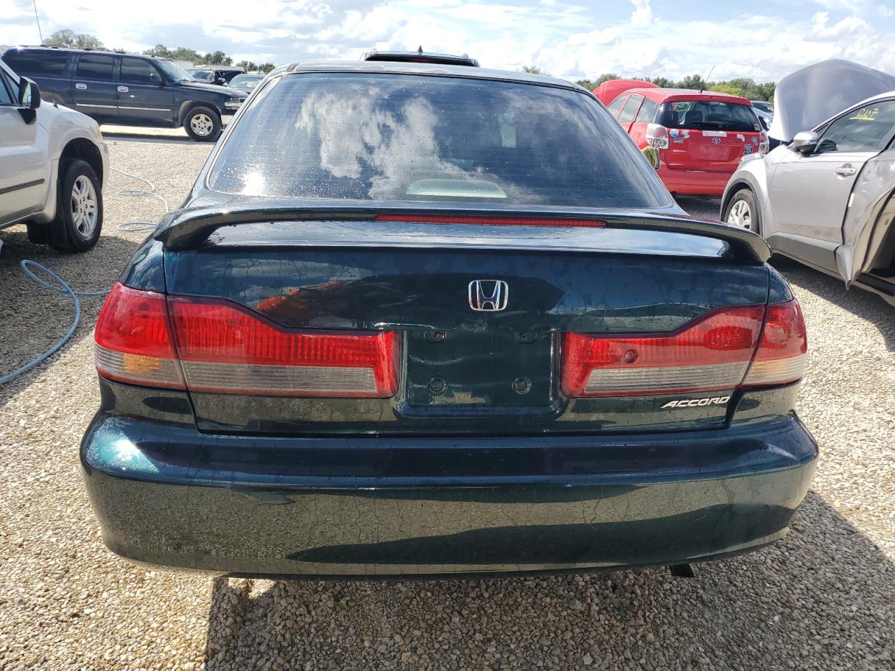 1HGCG66521A056985 2001 Honda Accord Lx