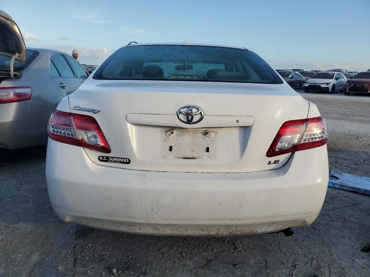 2011 Toyota Camry Base VIN: 4T1BF3EK5BU599469 Lot: 75952884