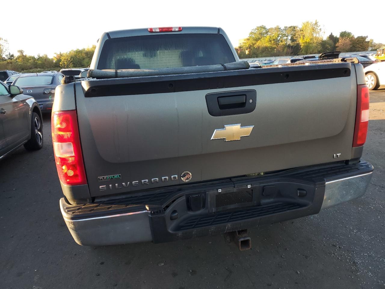 3GCPKSE39BG255431 2011 Chevrolet Silverado K1500 Lt