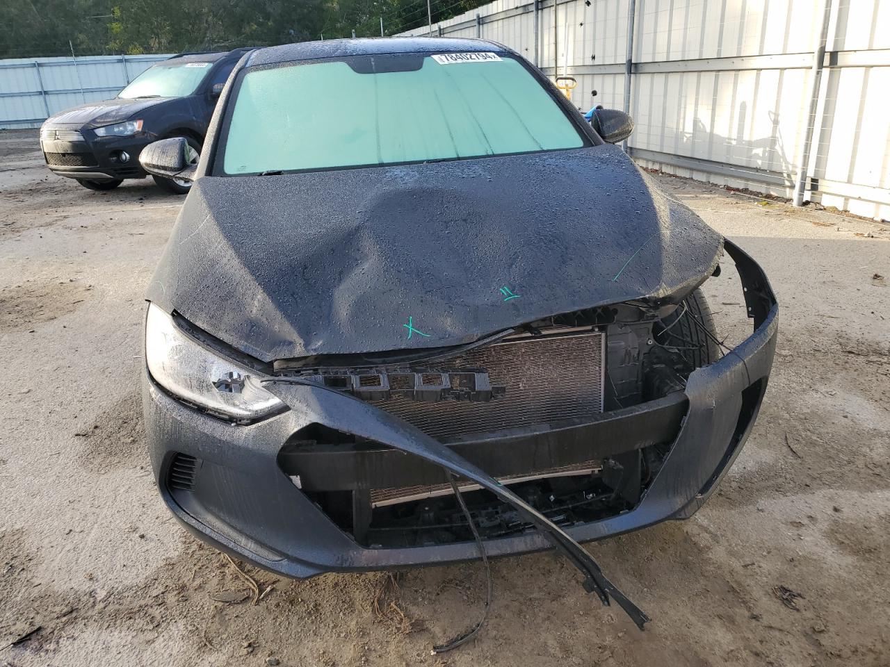 2017 Hyundai Elantra - Image 11