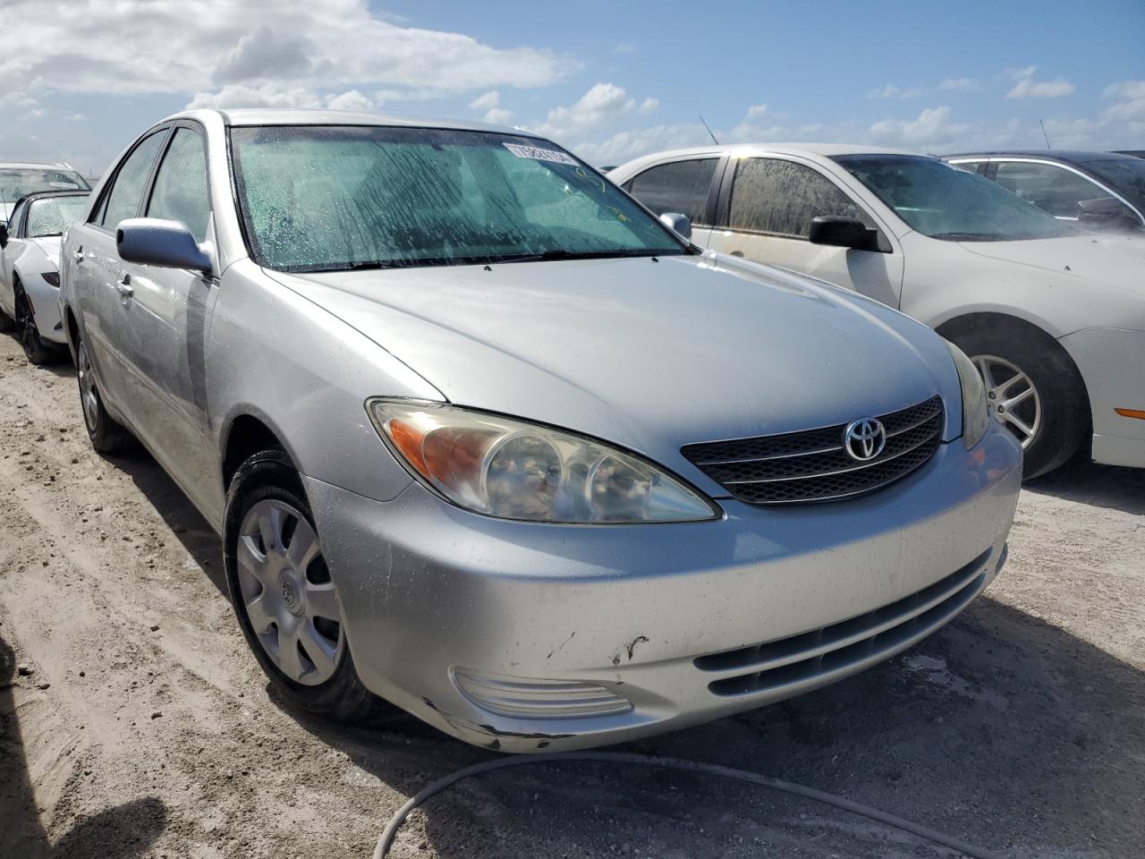 2004 Toyota Camry Le VIN: 4T1BE32K94U886159 Lot: 75824154