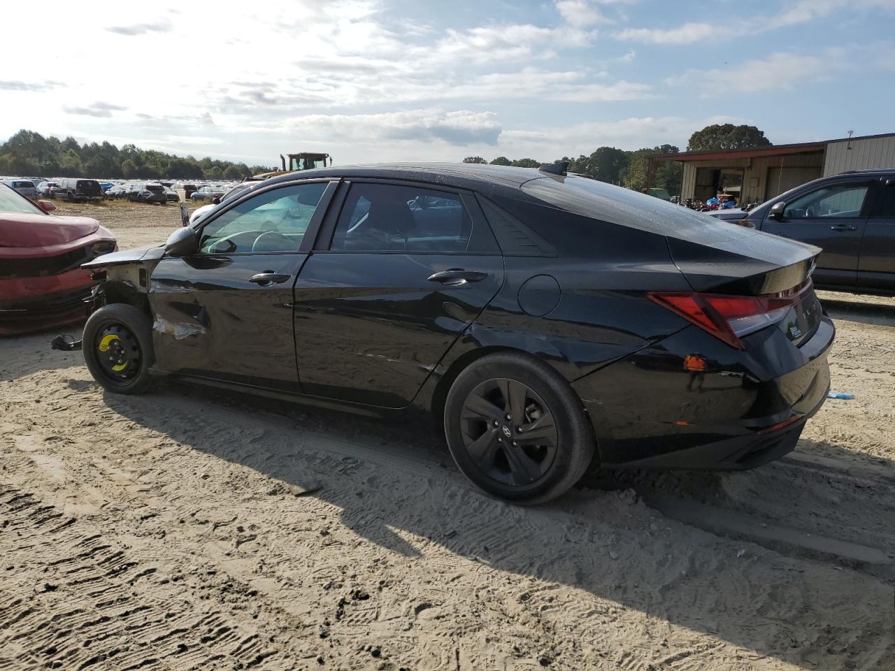 2021 Hyundai Elantra - Image 2