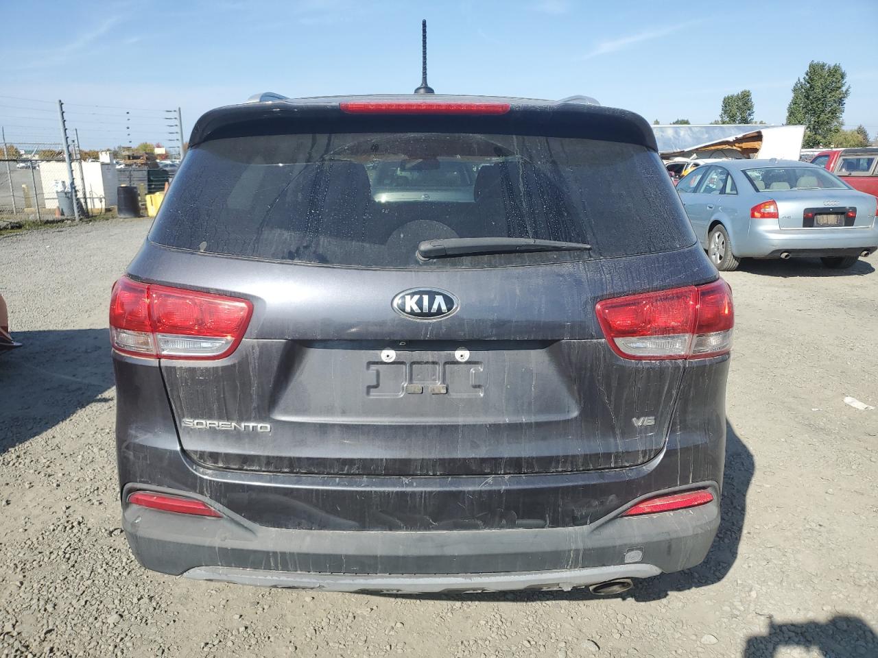 5XYPGDA54HG219822 2017 Kia Sorento Lx