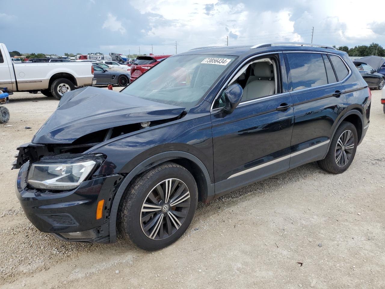 3VV3B7AX8KM014094 2019 VOLKSWAGEN TIGUAN - Image 1