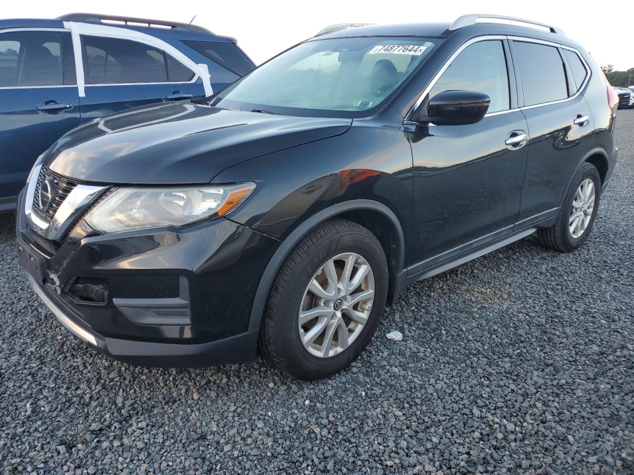 5N1AT2MT5JC829296 2018 NISSAN ROGUE - Image 1