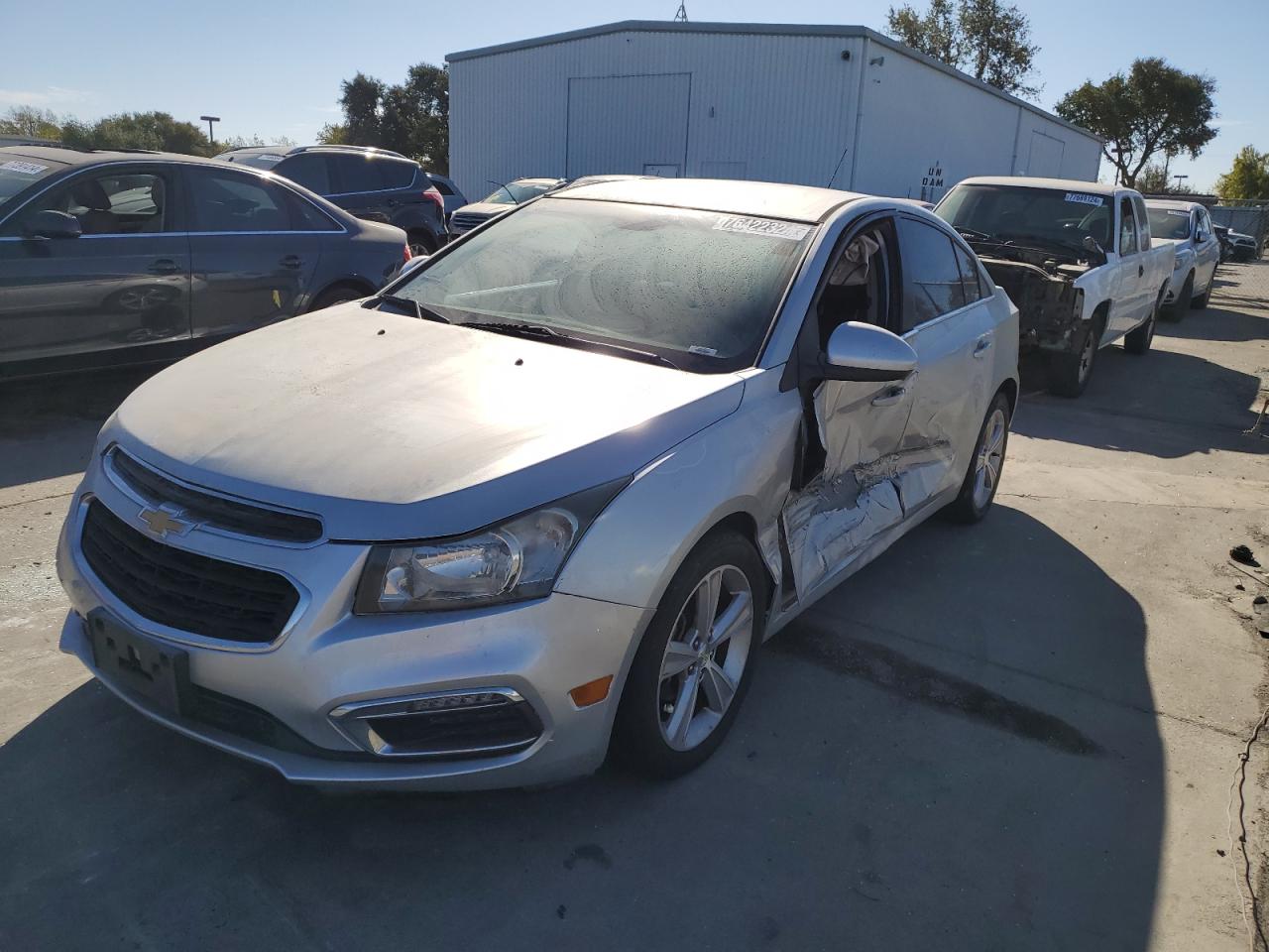 VIN 1G1PE5SB6F7235698 2015 CHEVROLET CRUZE no.1