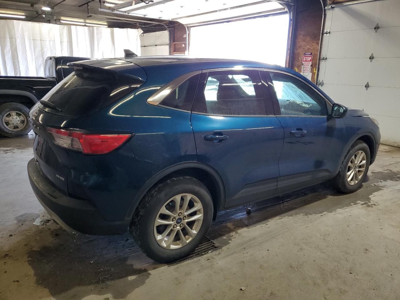 2020 Ford Escape - Image 3