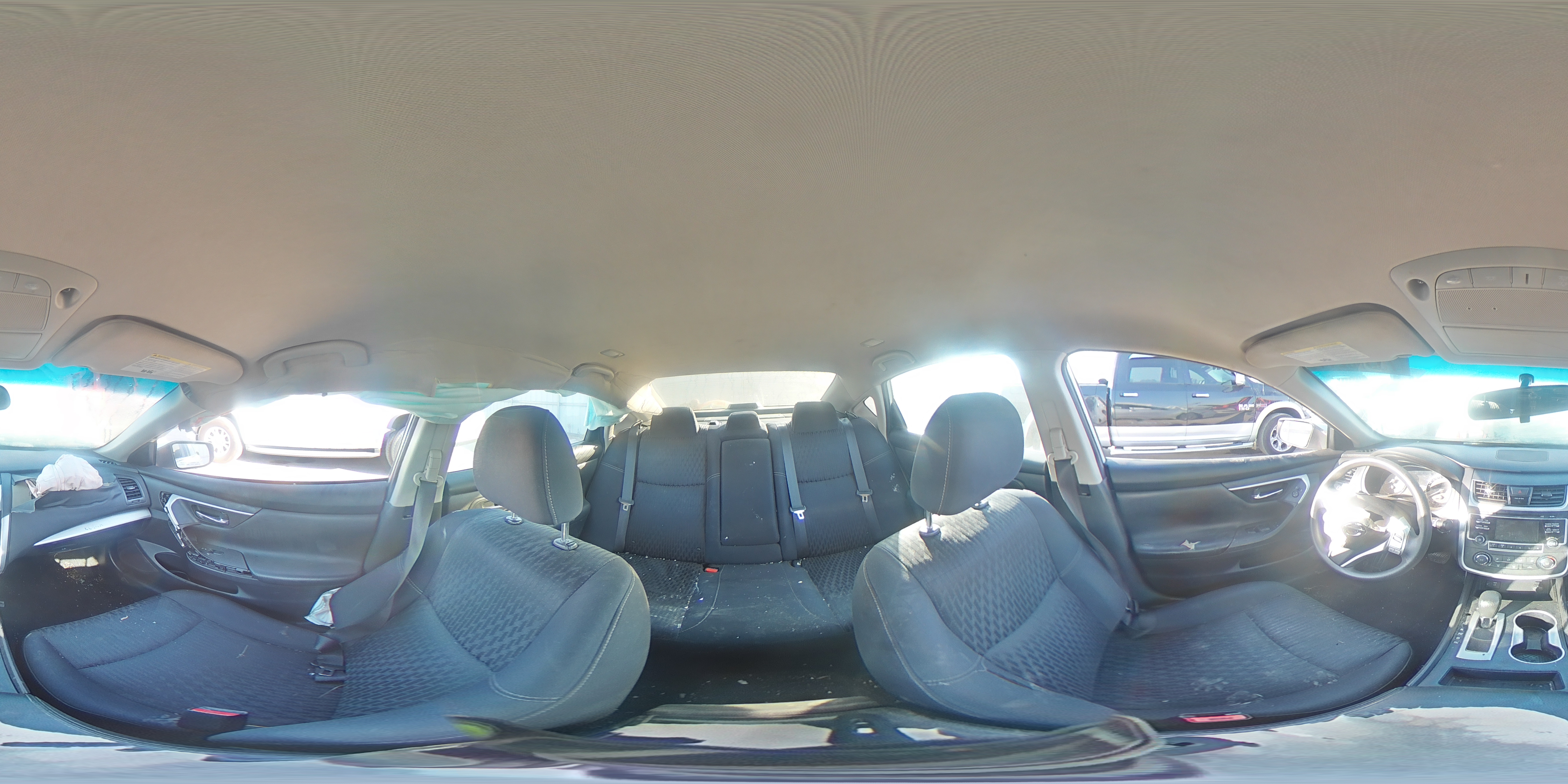 2018 Nissan Altima - Image 13