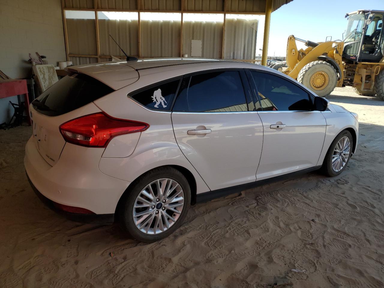 VIN 1FADP3N29JL287532 2018 FORD FOCUS no.3