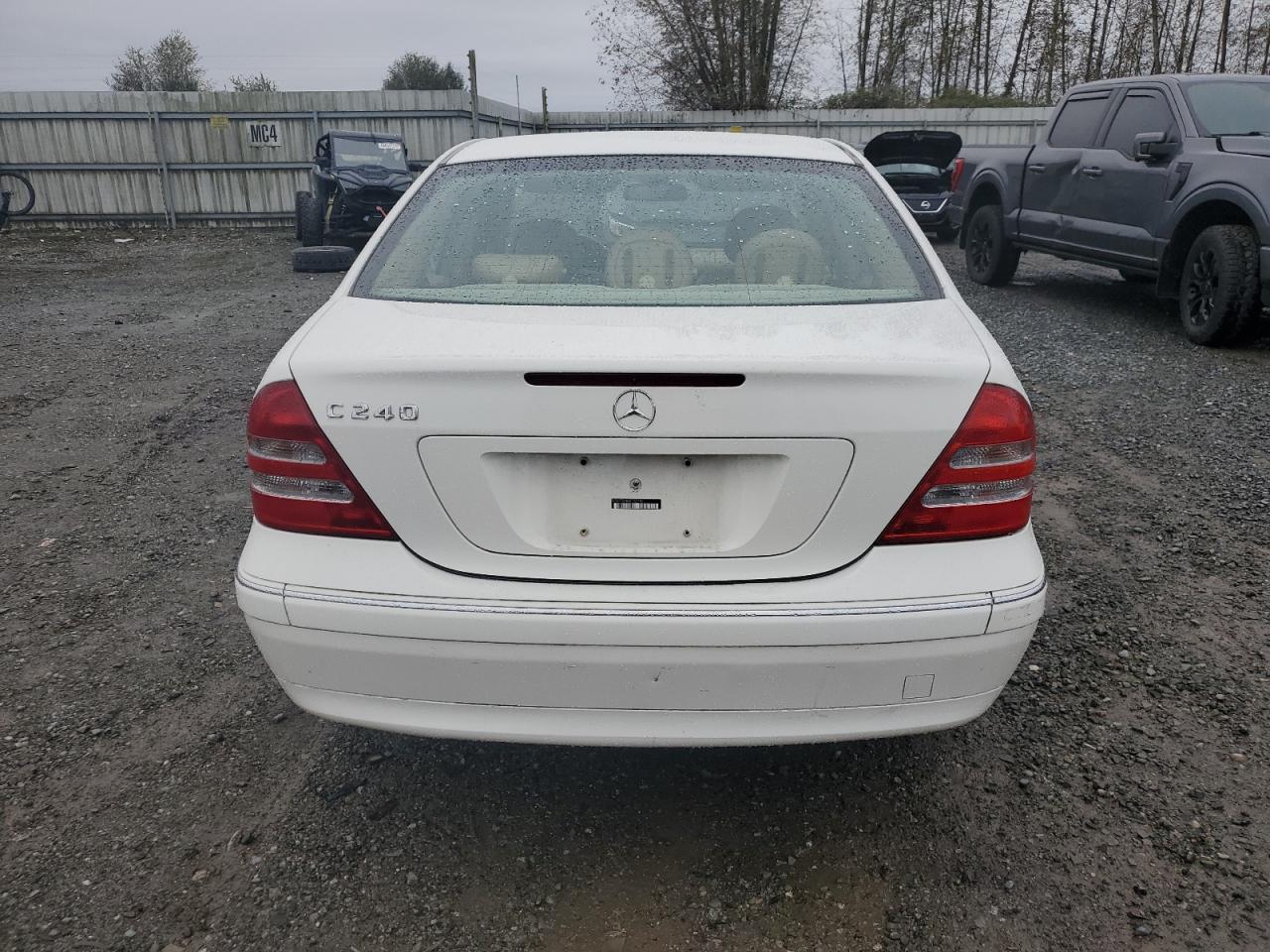 WDBRF61J64F556184 2004 Mercedes-Benz C 240