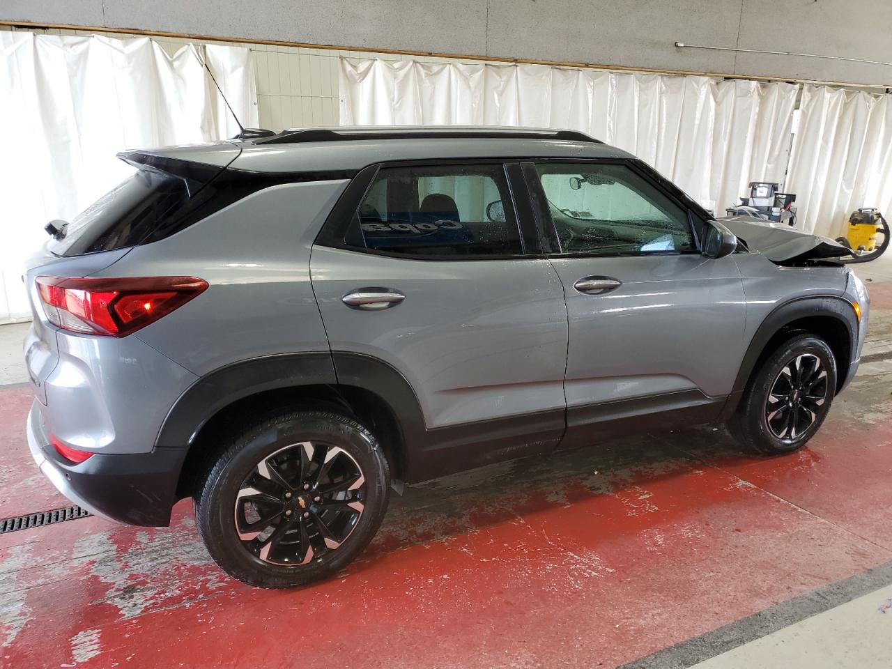2021 Chevrolet TrailBlazer - Image 3