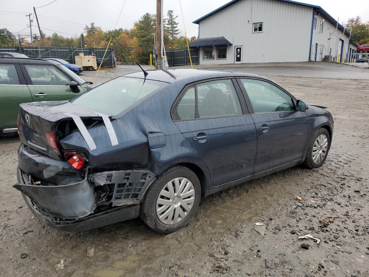 2009 Volkswagen Jetta - Image 3