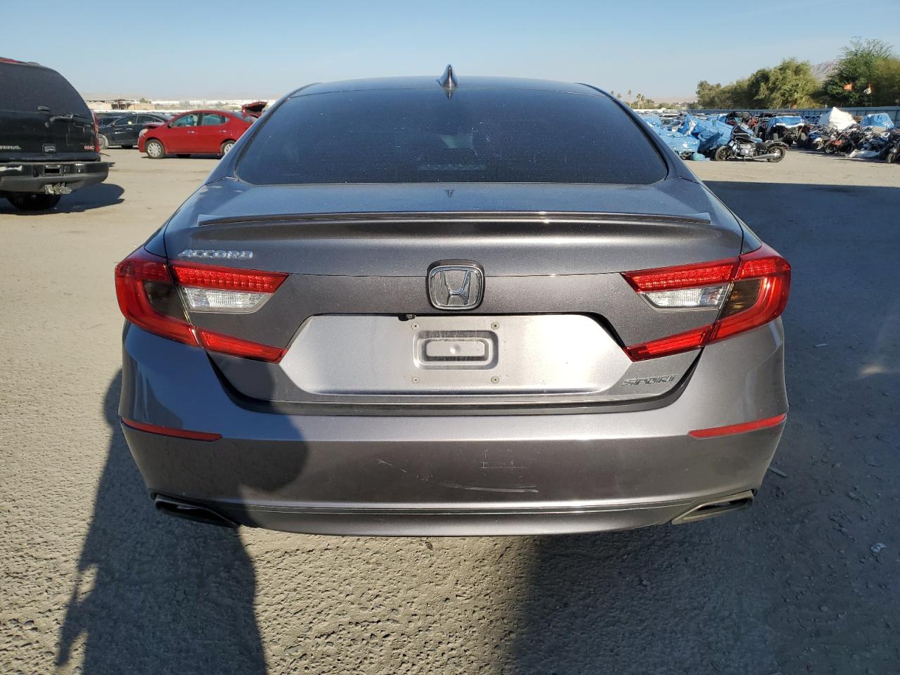 VIN 1HGCV1F36JA179020 2018 HONDA ACCORD no.6