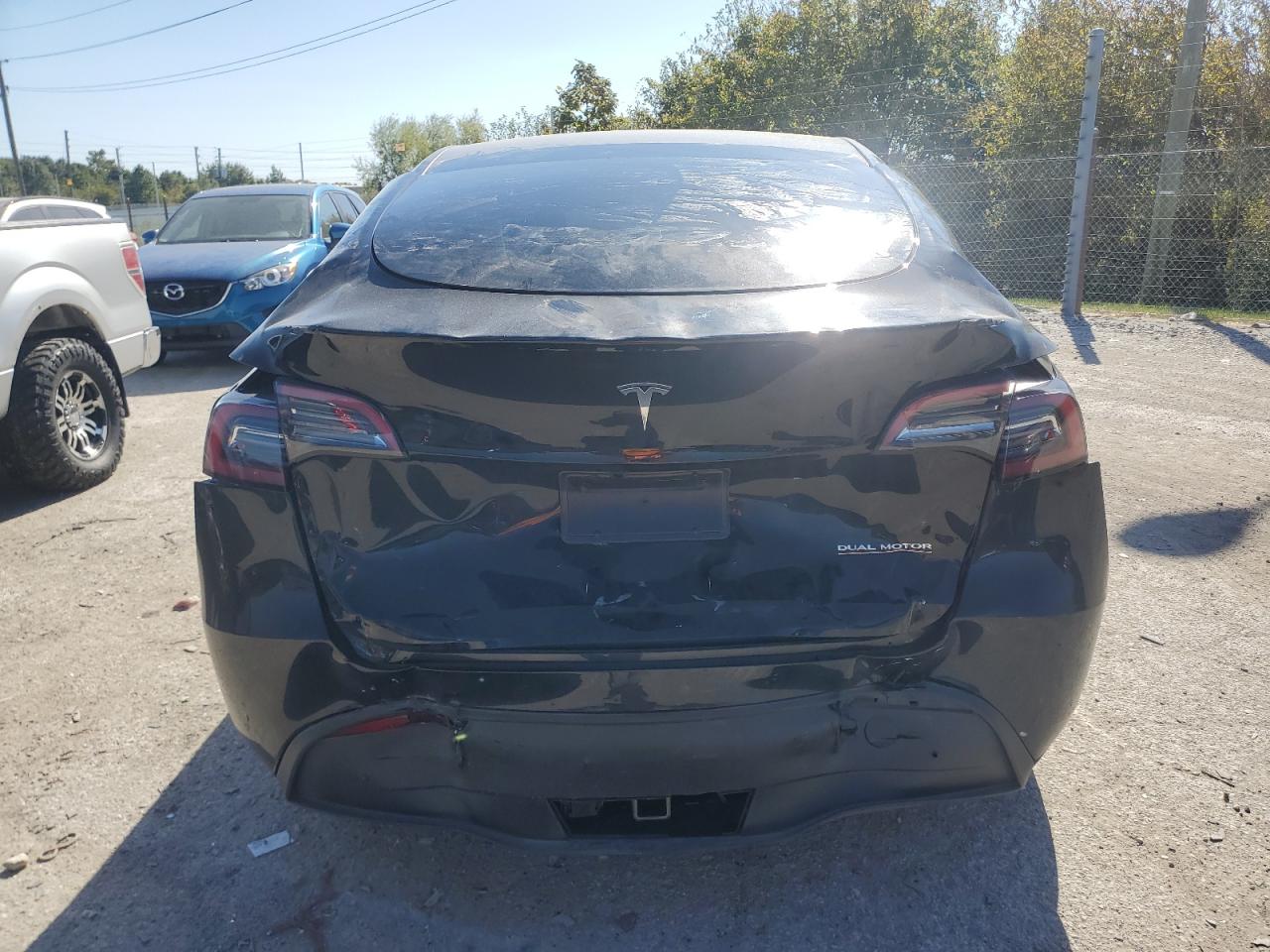 7SAYGDEF2RF043520 2024 Tesla Model Y