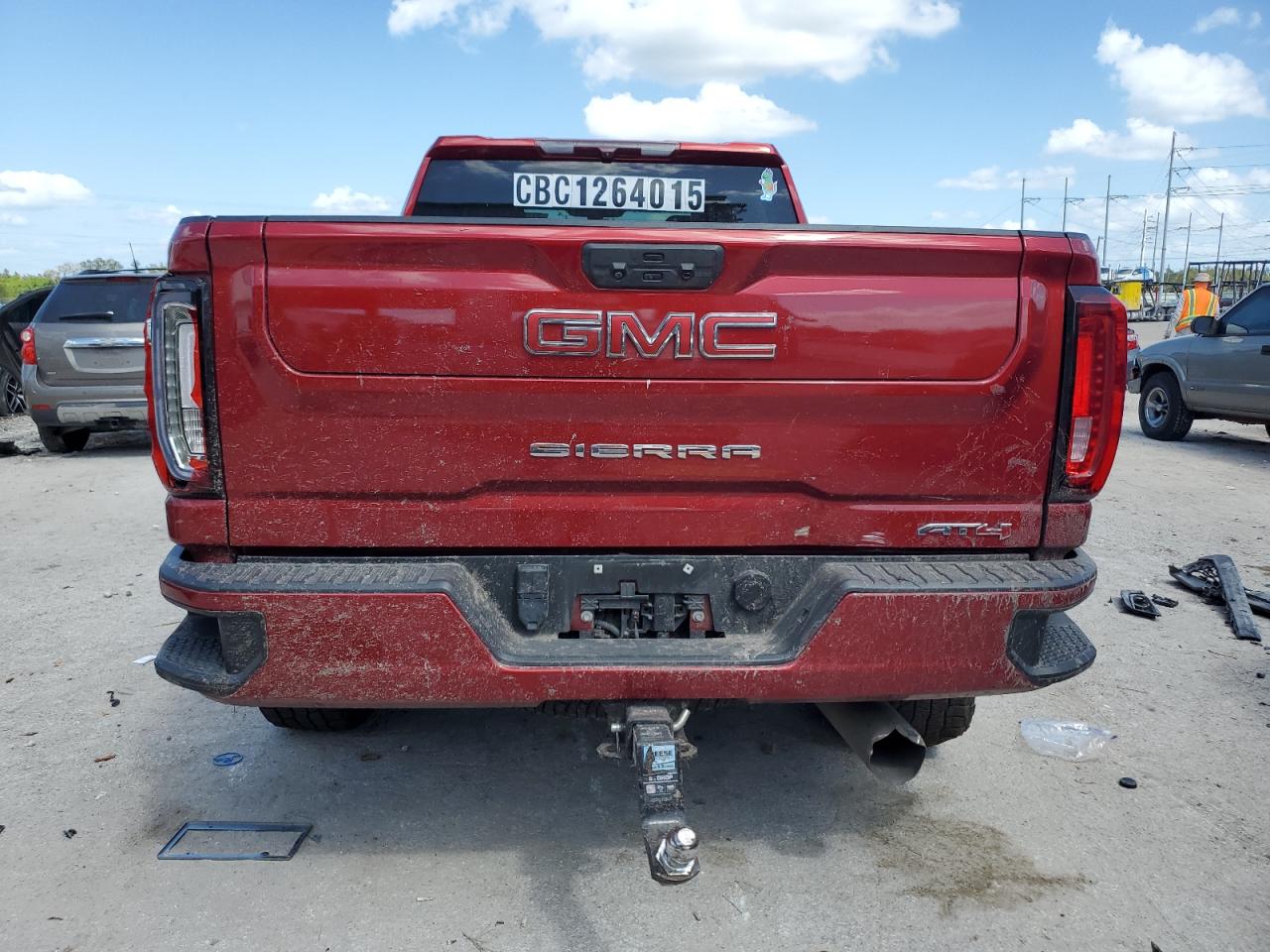 2022 GMC Sierra K2500 At4 VIN: 1GT49PEY7NF153672 Lot: 77203104