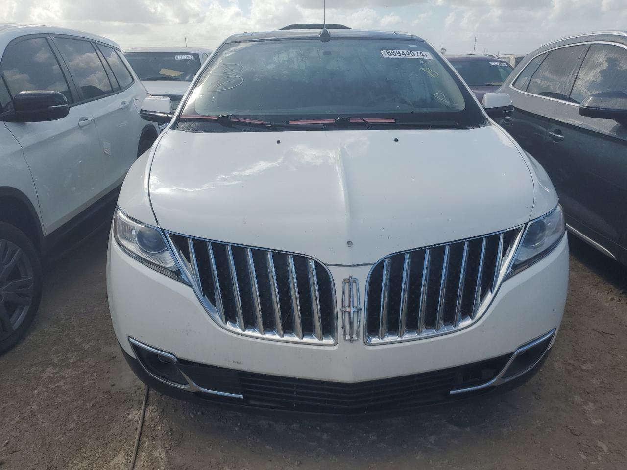 VIN 2LMDJ6JK3DBL26915 2013 LINCOLN MKX no.5