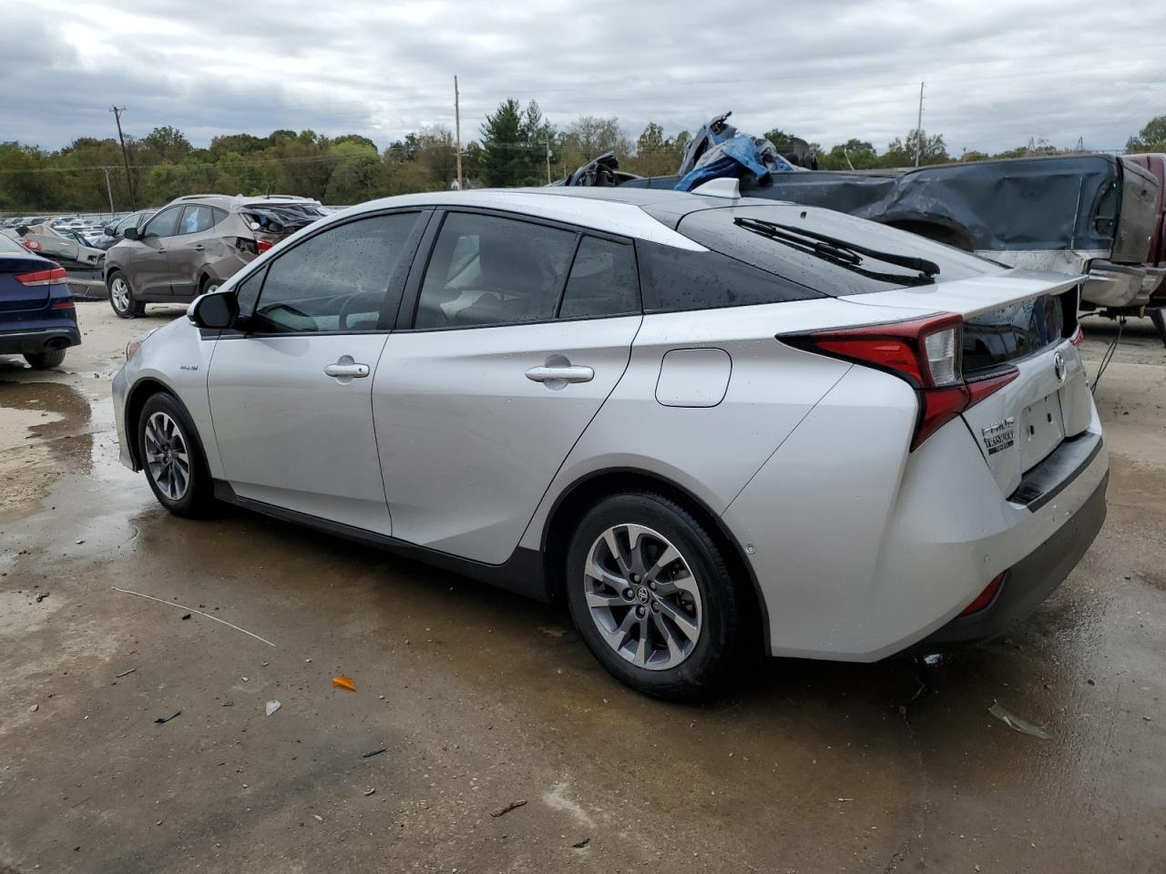 2022 Toyota Prius - Image 2
