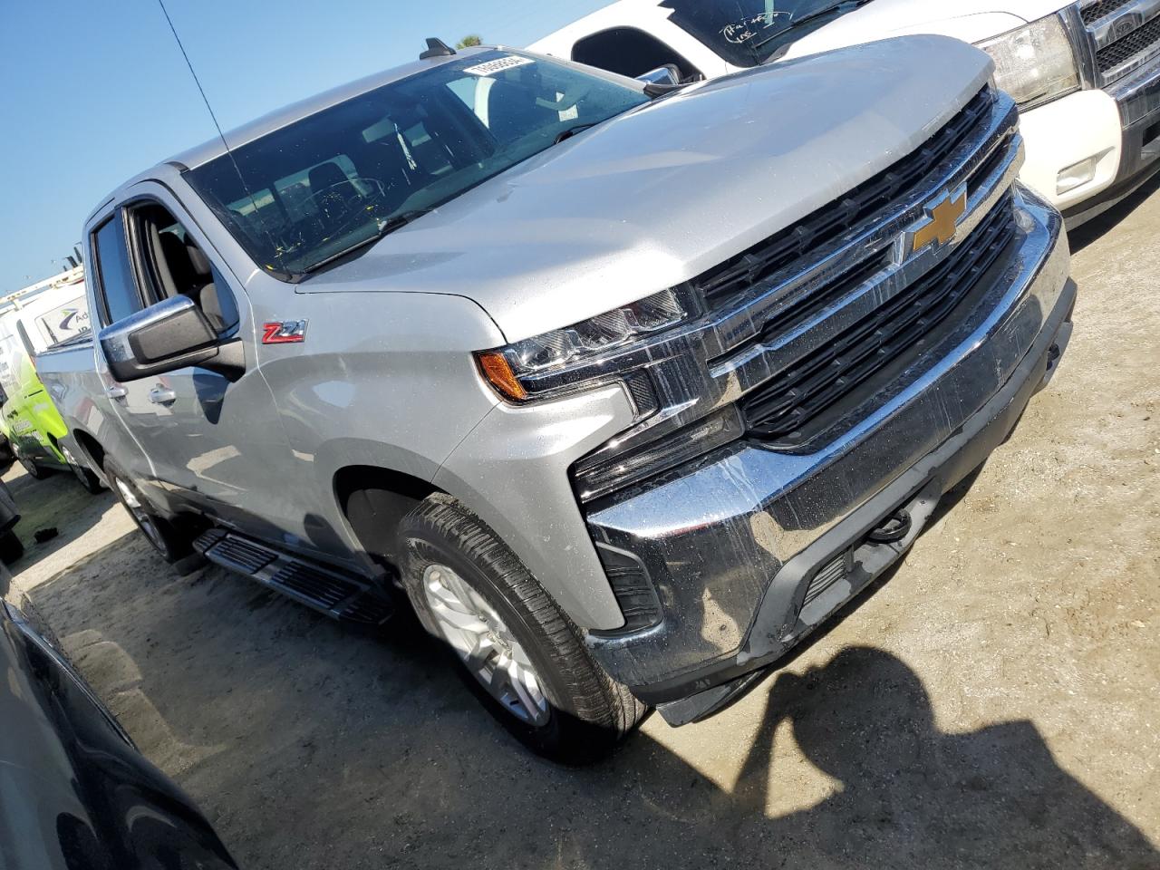 2019 Chevrolet Silverado - Image 4