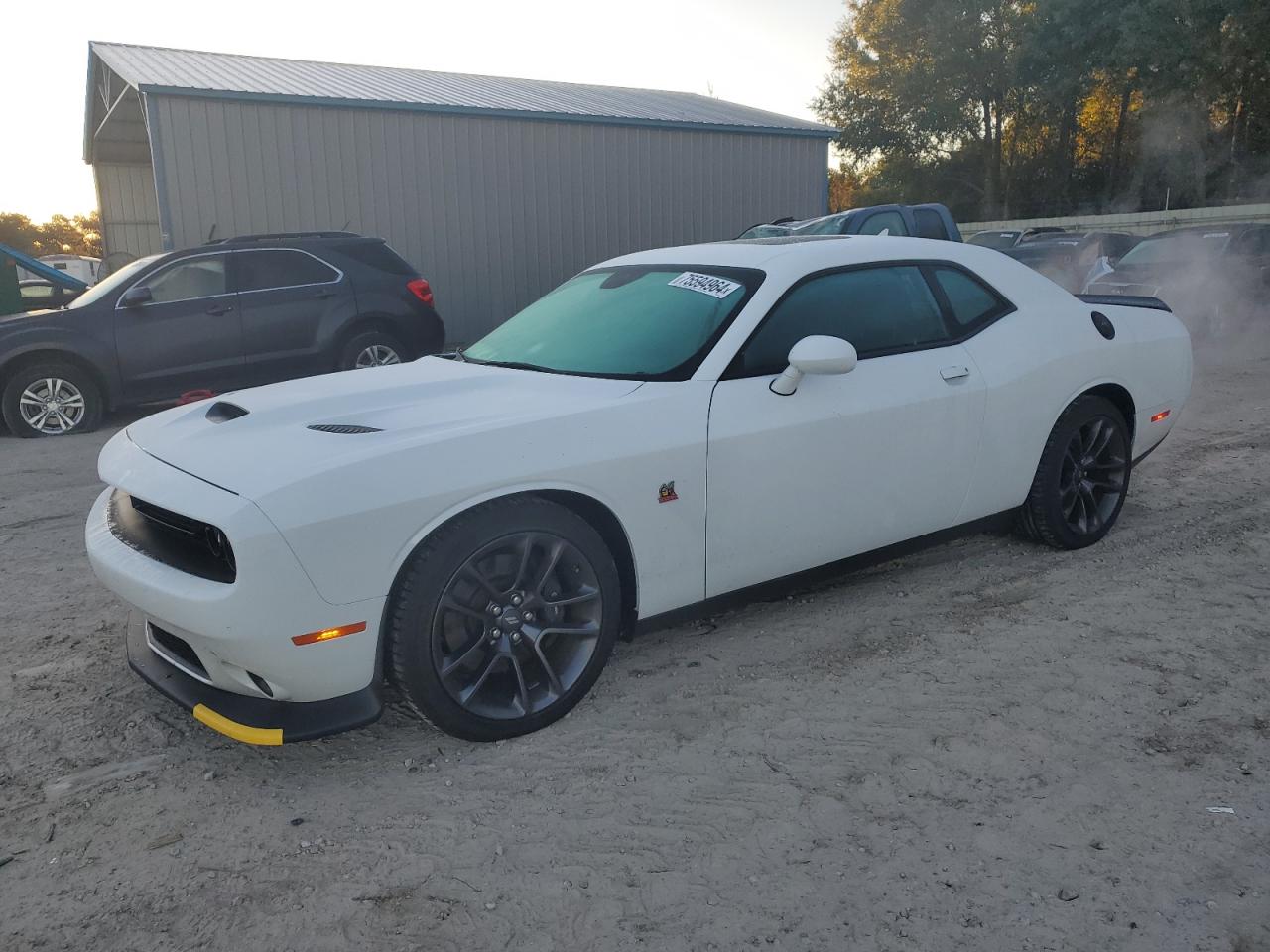 2C3CDZFJ2PH681908 2023 DODGE CHALLENGER - Image 1