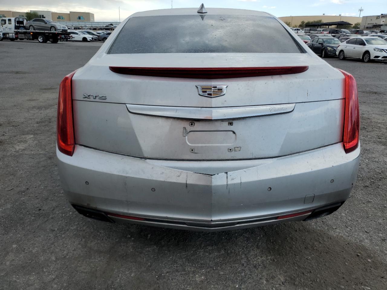 2017 Cadillac XTS - Image 6
