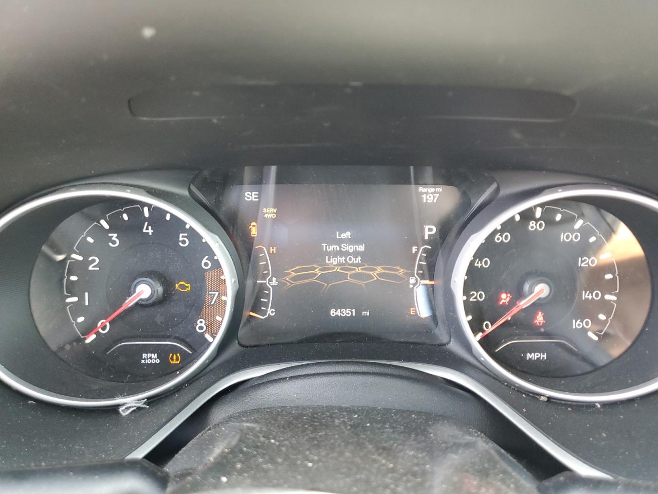 2019 Jeep Compass Latitude VIN: 3C4NJDBB8KT645929 Lot: 75703734