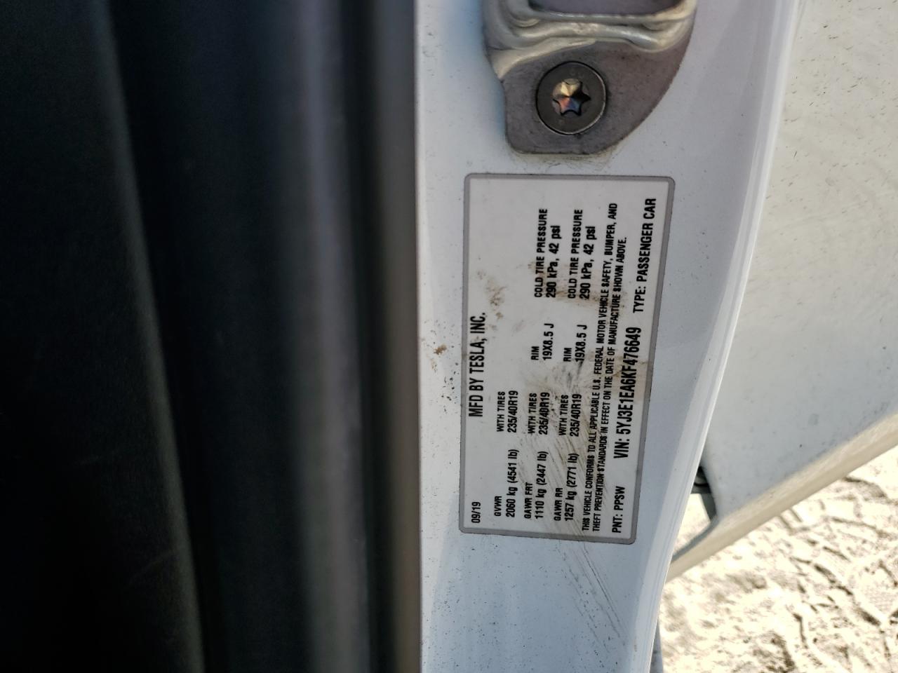 5YJ3E1EA6KF476649 2019 Tesla Model 3