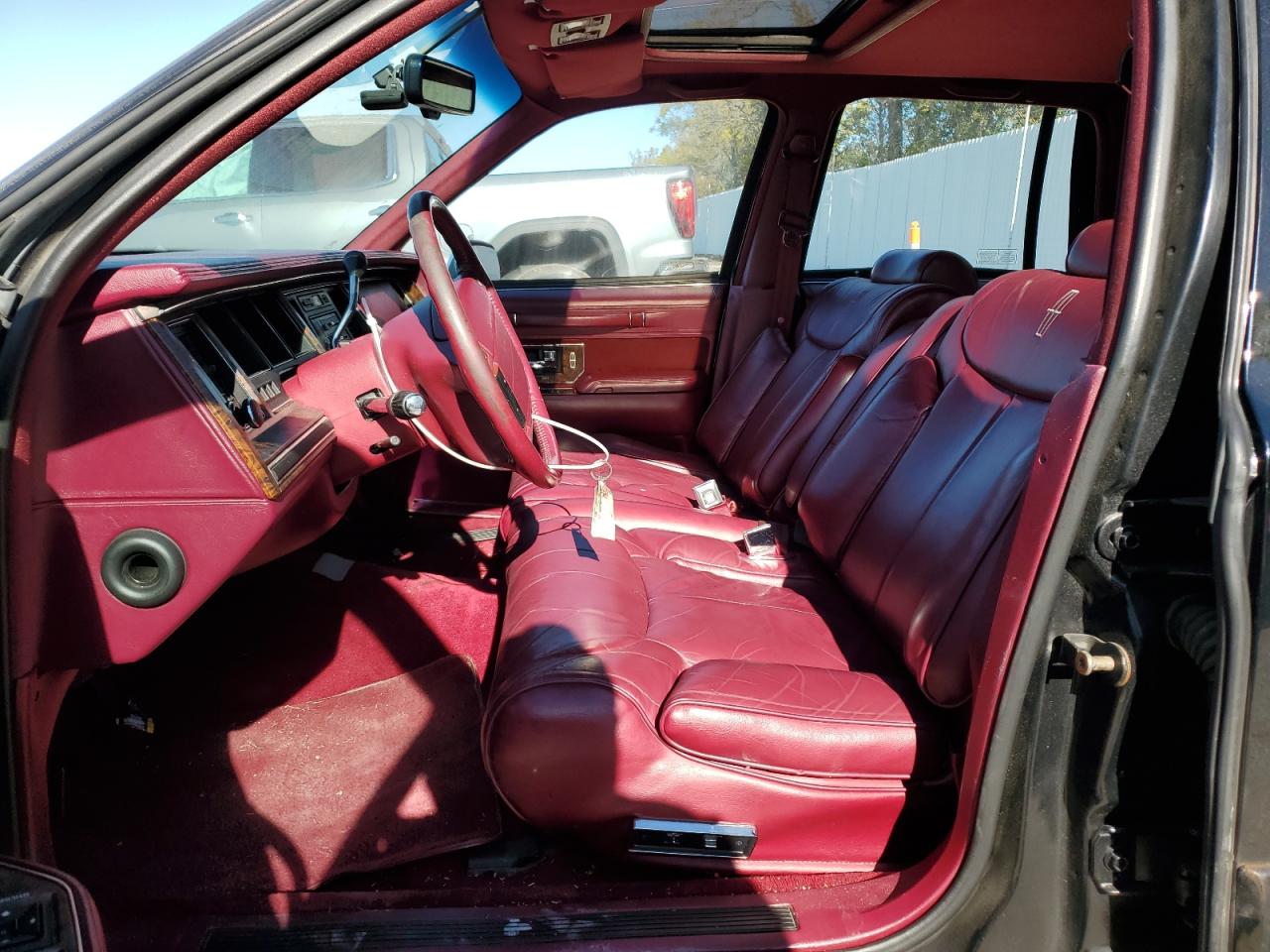 1991 Lincoln Town Car - Image 7