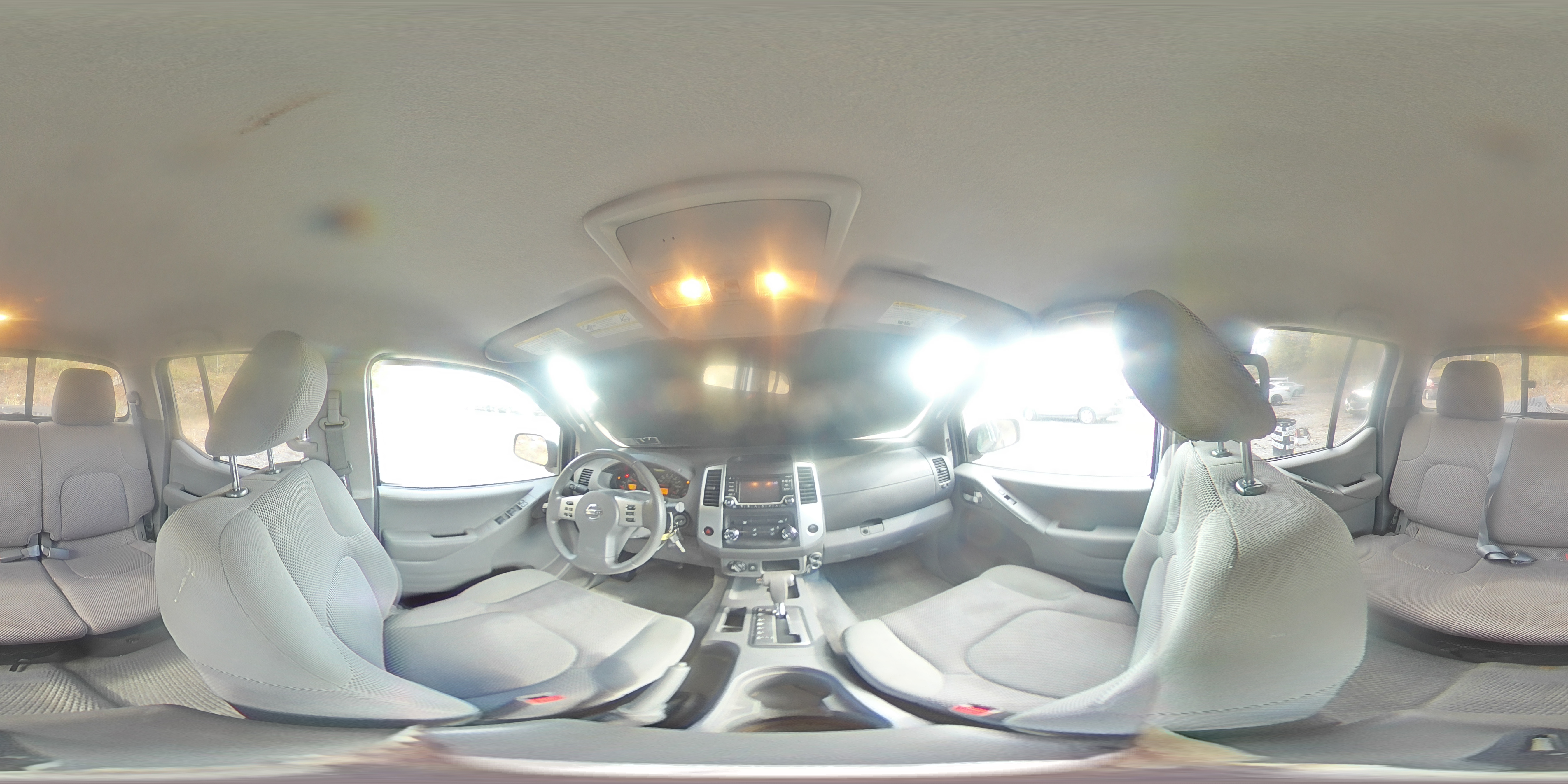 2015 Nissan Navara (Frontier) - Image 14