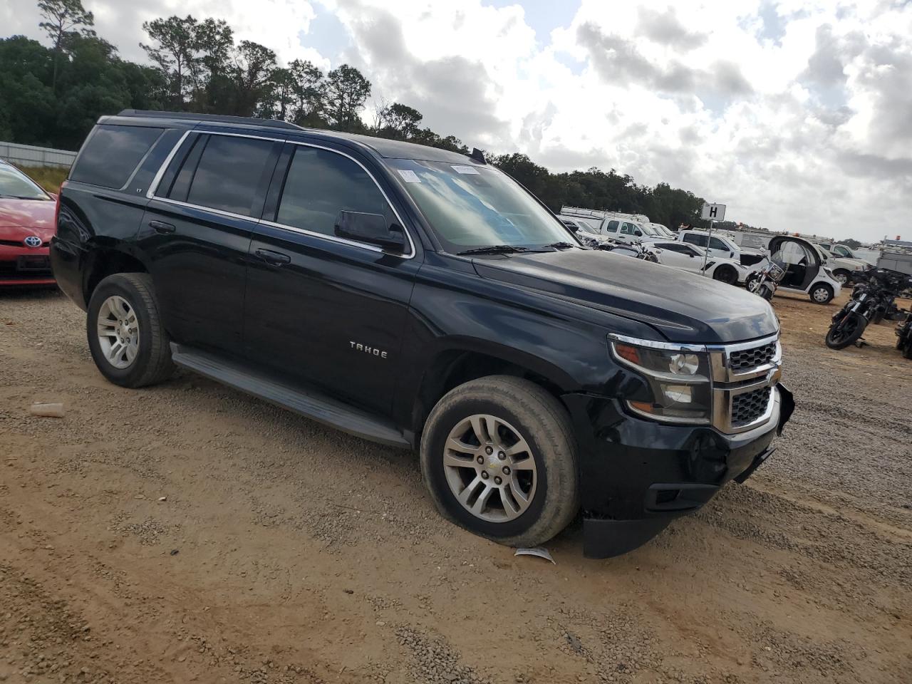 2015 Chevrolet Tahoe - Image 4