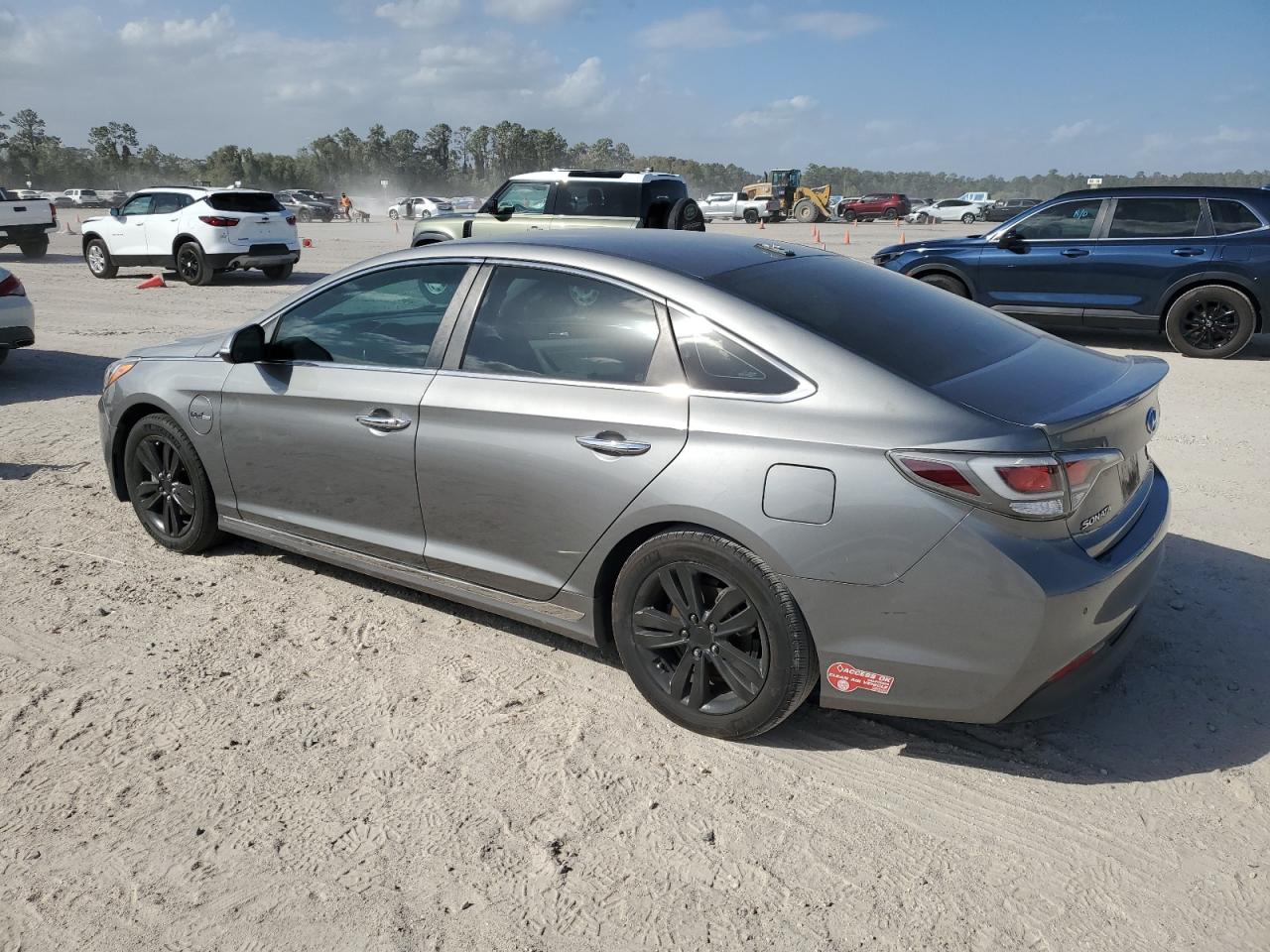 2017 Hyundai Sonata - Image 2