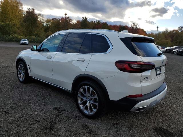  BMW X5 2022 Белы