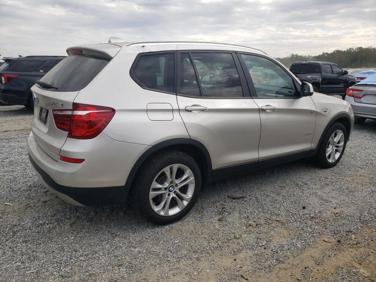 VIN 5UXWX7C51F0K33558 2015 BMW X3 no.3