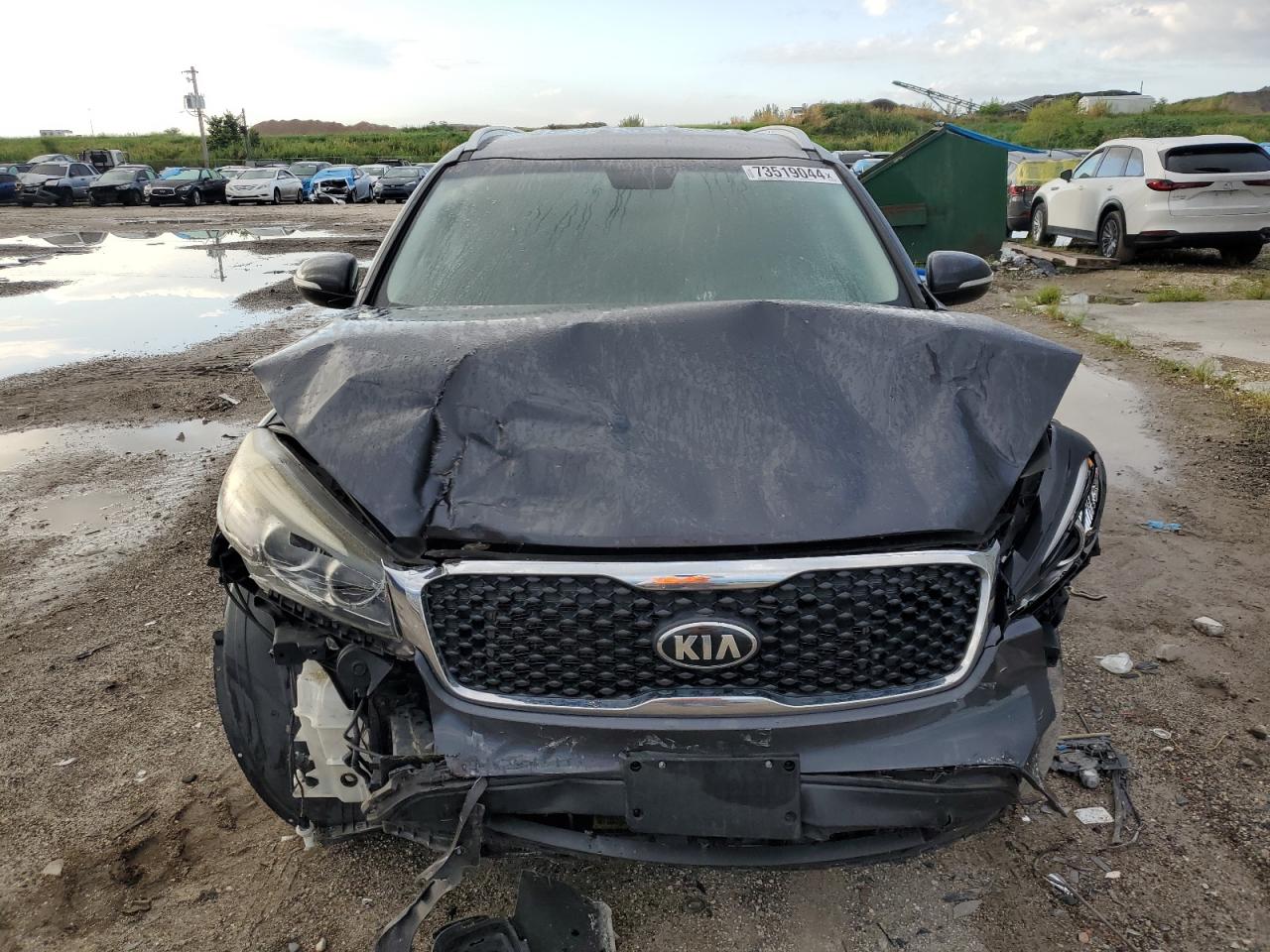 2017 Kia Sorento - Image 5