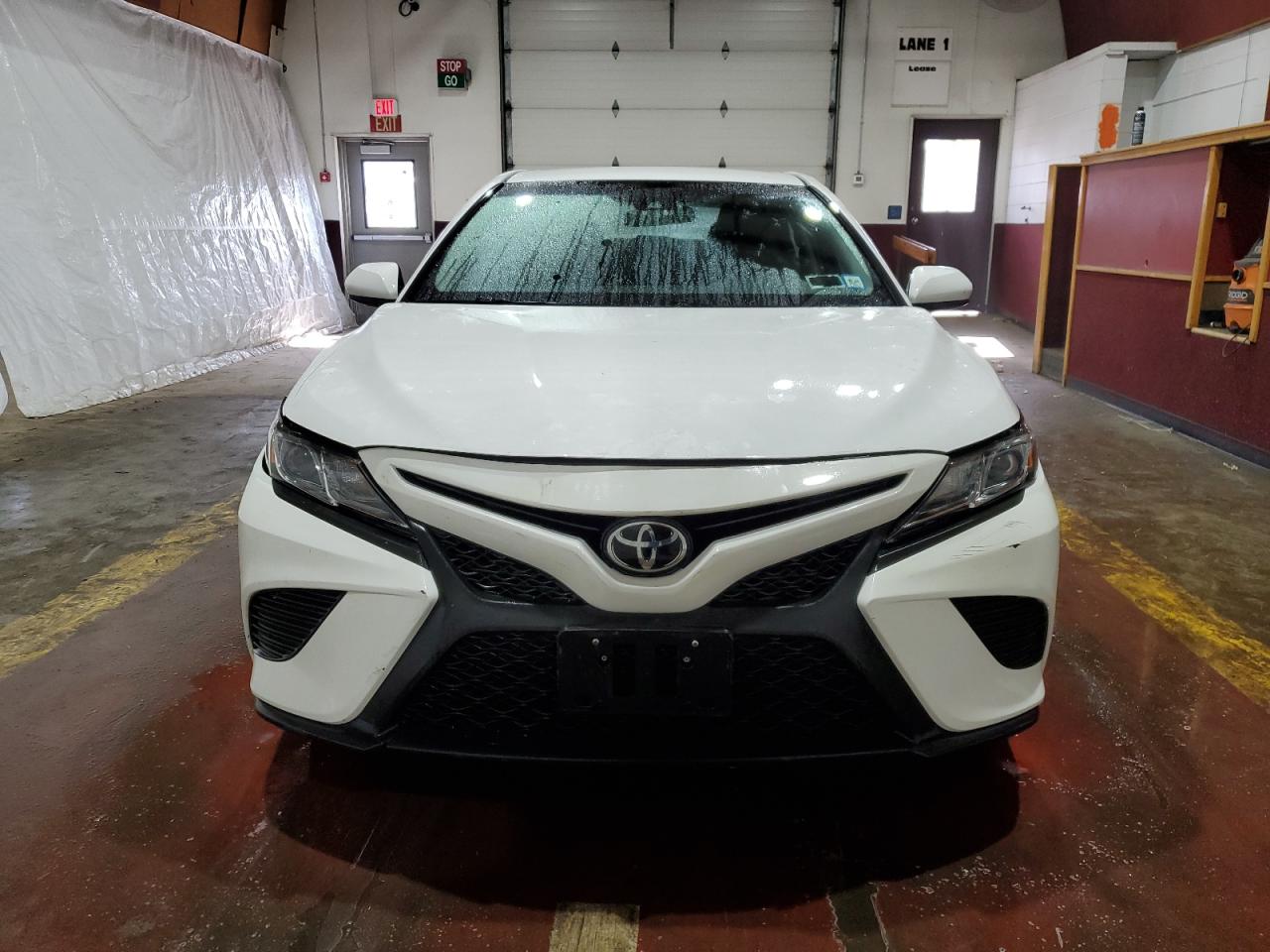 2018 Toyota Camry - Image 5